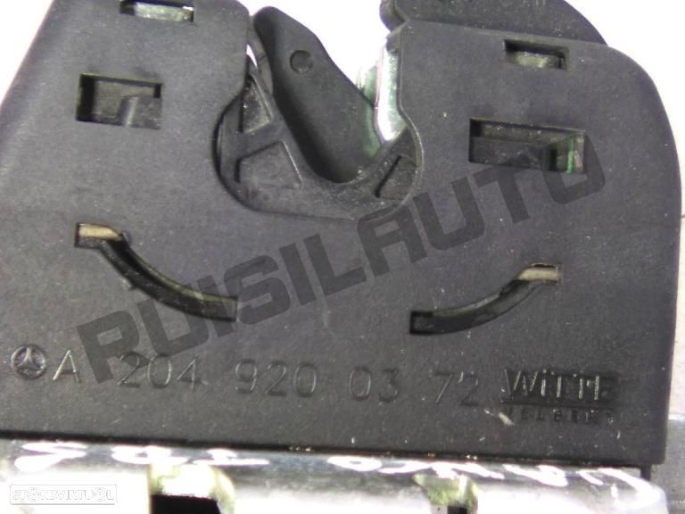 Fecho Banco Trás Direito A20492_00372 Mercedes C W204 Sedan [20 - 3