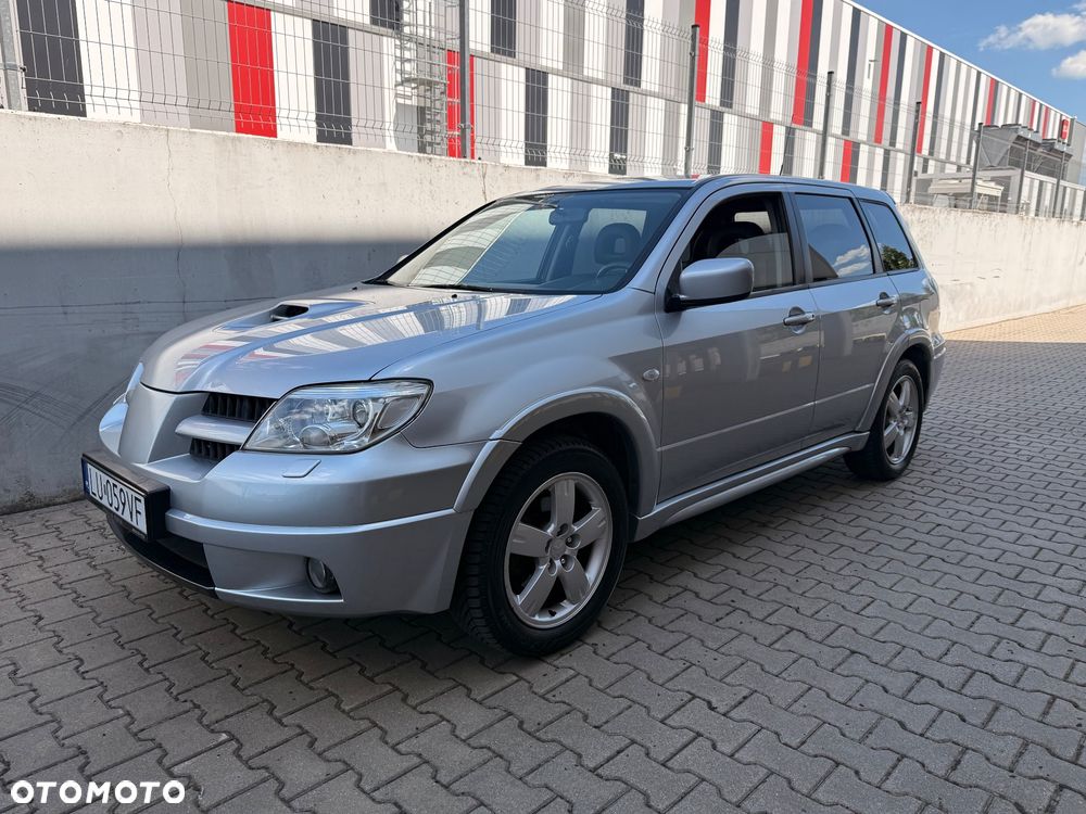 Mitsubishi Outlander 2.0 Turbo - 10