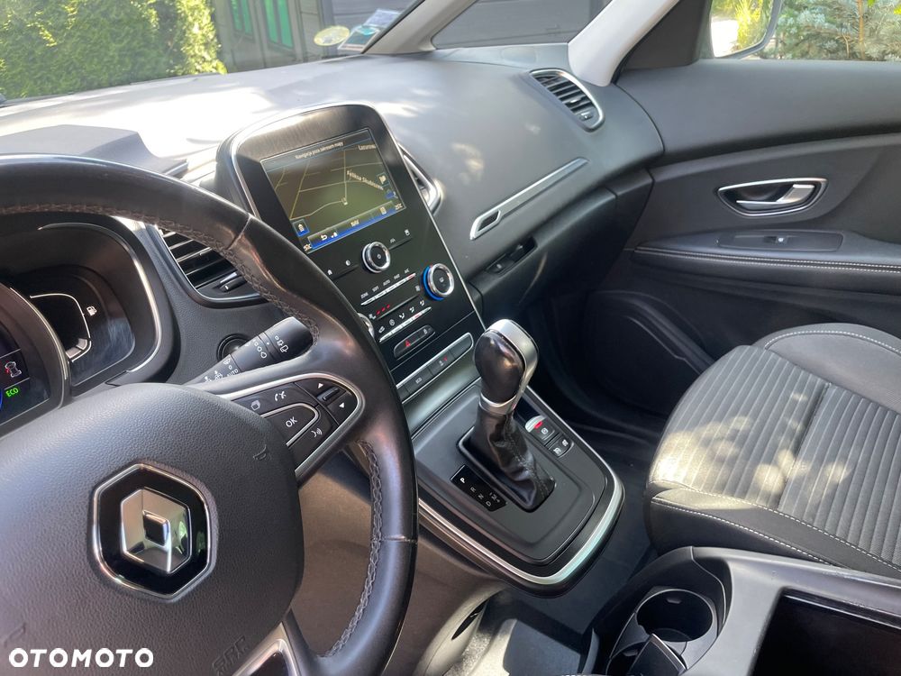 Renault Grand Scenic - 6