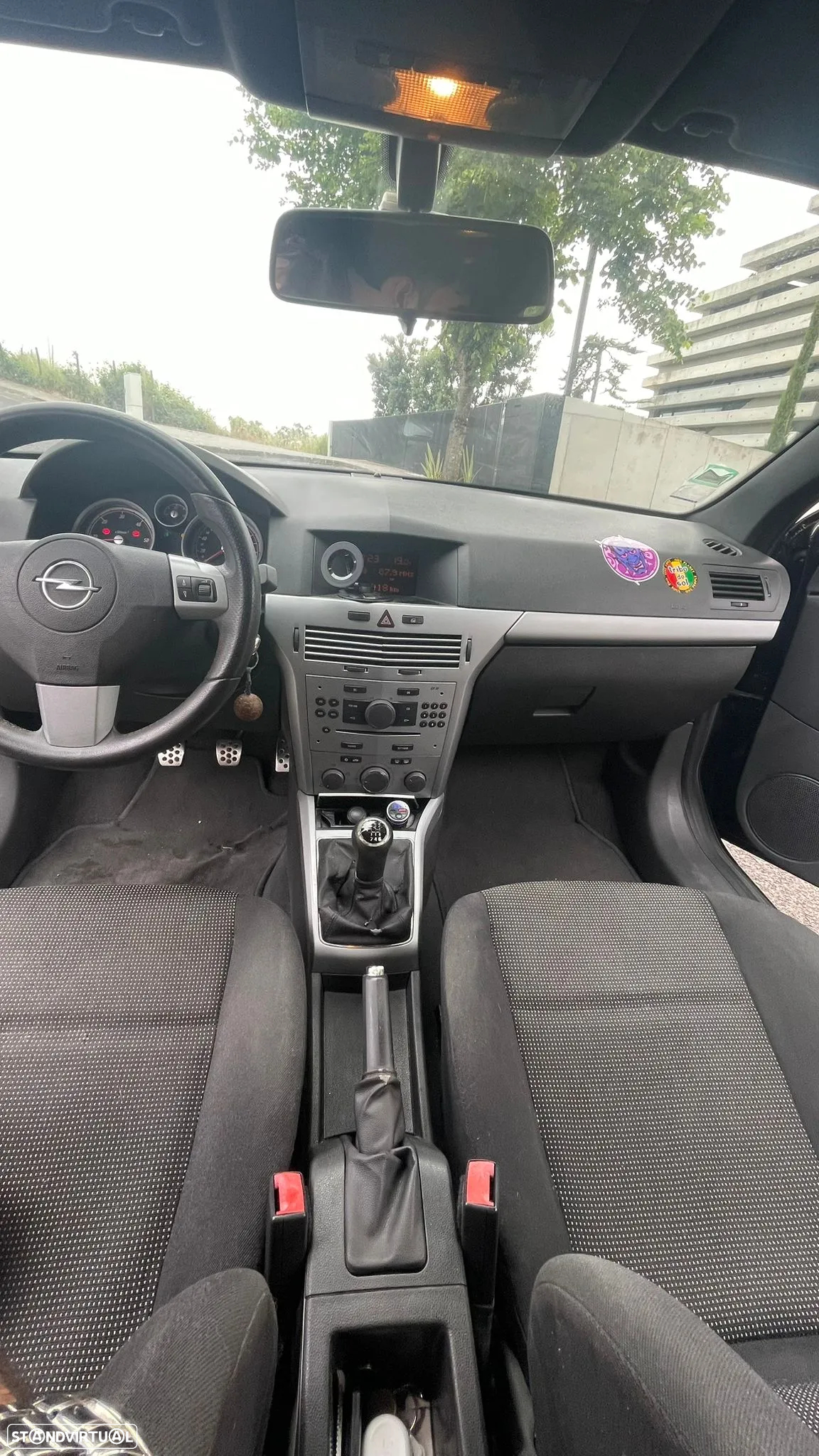Opel Astra GTC 1.3 CDTi - 5