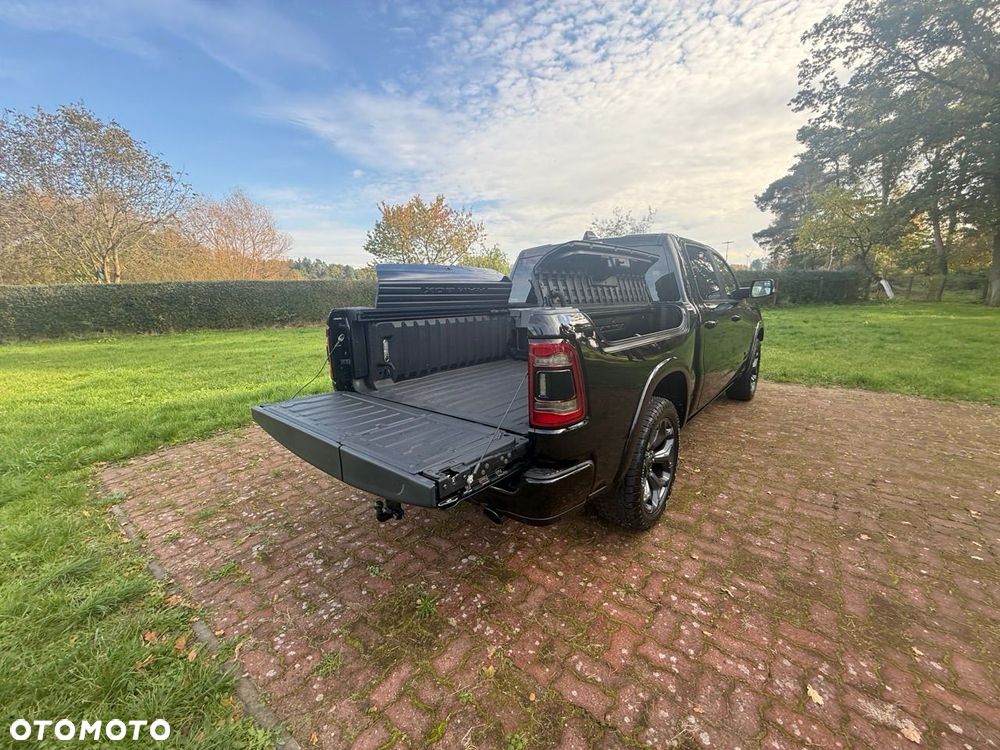 RAM 1500 5.7 Crew Cab Shortbed Limited Black - 10