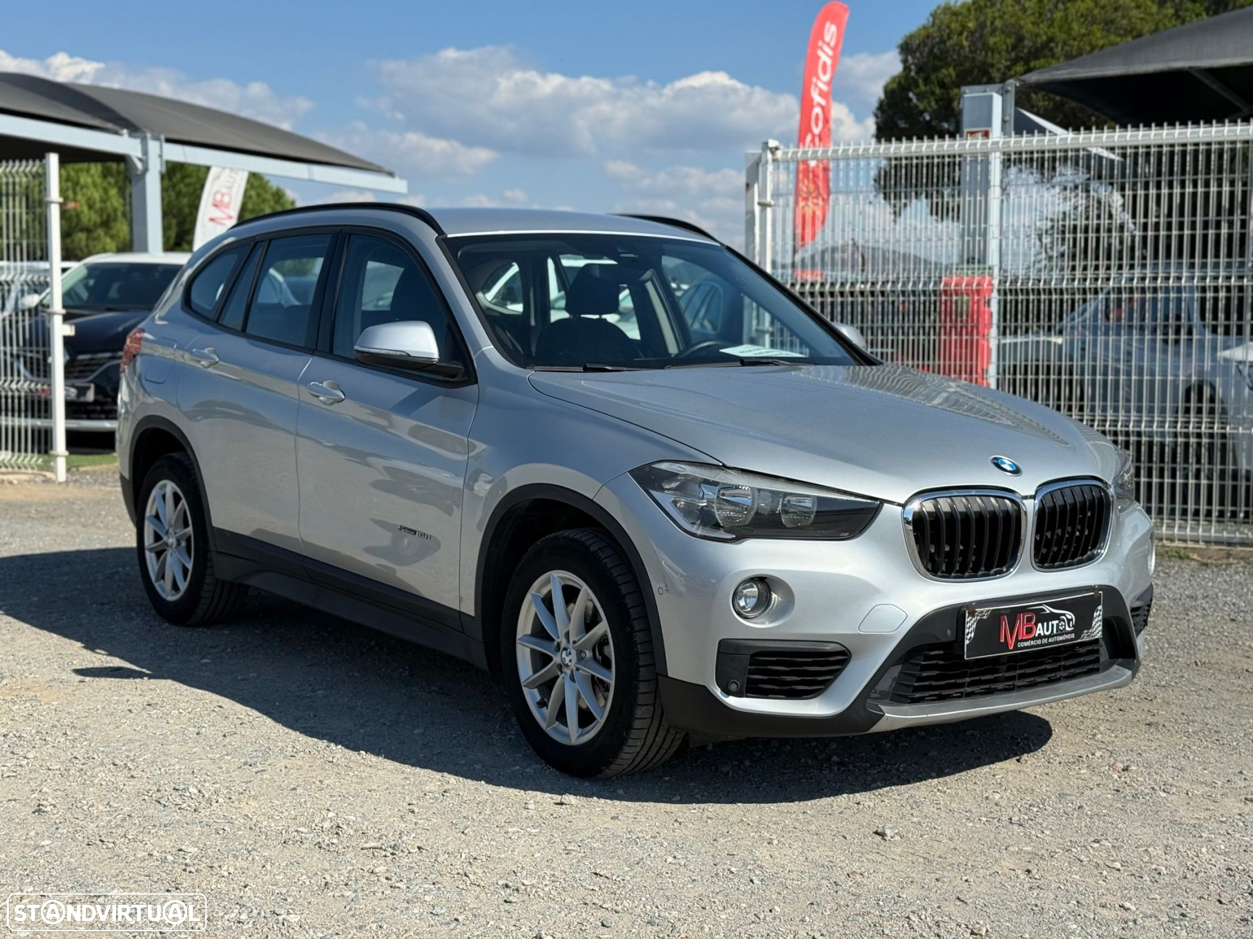BMW X1 16 d sDrive - 9