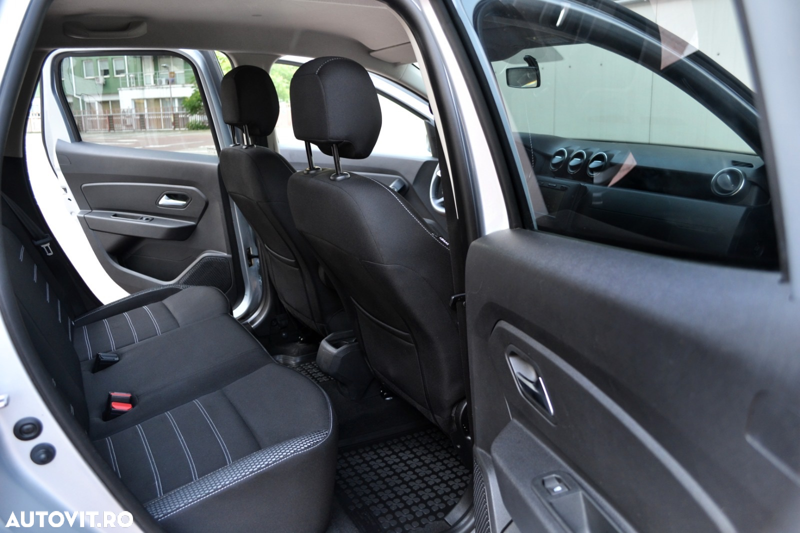 Dacia Duster TCe 130 GPF Prestige jante 17" - 18