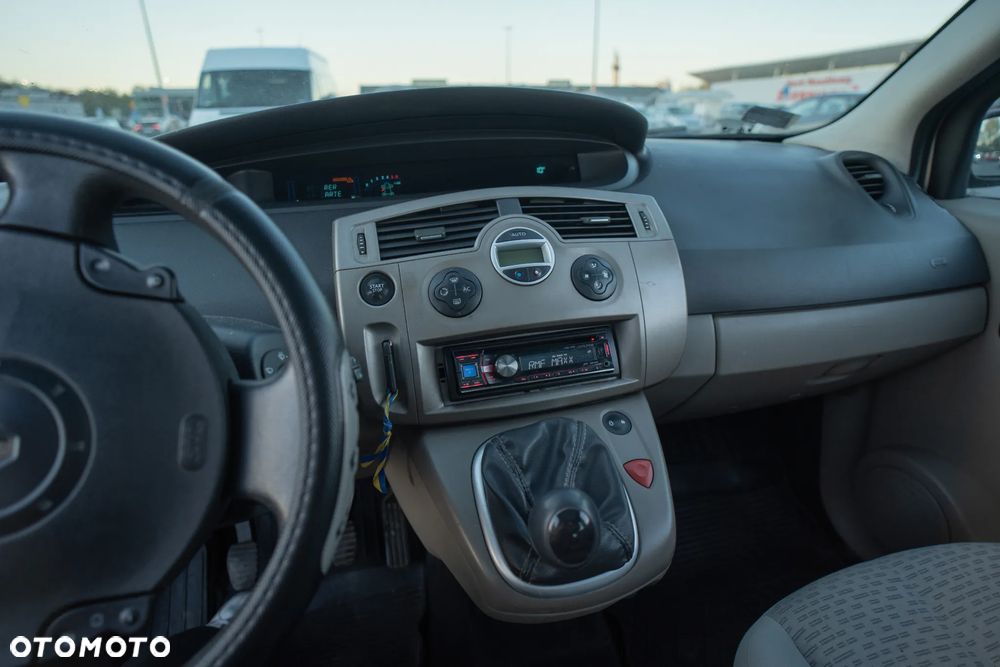 Renault Scenic 1.5 dCi Confort Expression - 17