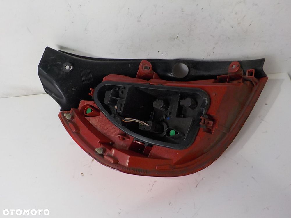 RENAULT CLIO III HB LIFT LAMPA PRAWA TYŁ TYLNA - 4