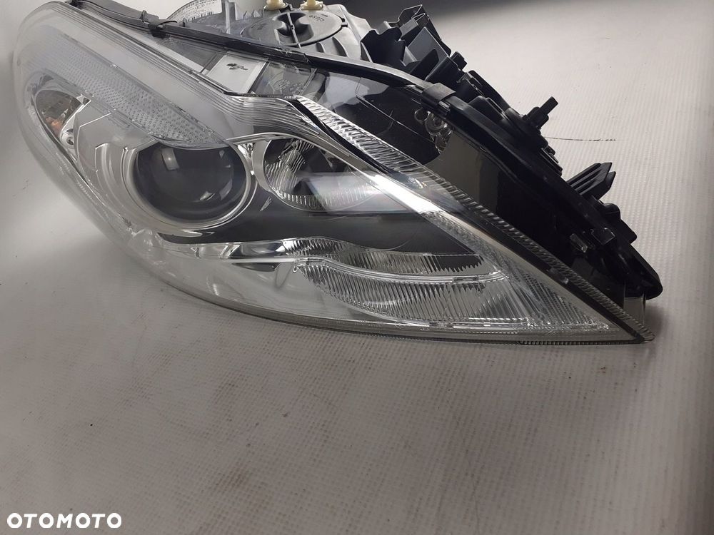 Lampa prawa Volvo C70 II ksenon 10-13 r. 32206149 - 9
