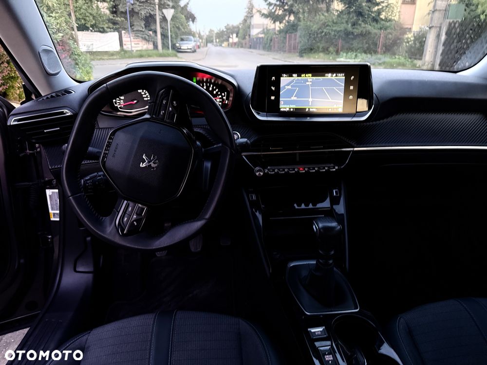 Peugeot 2008 - 24