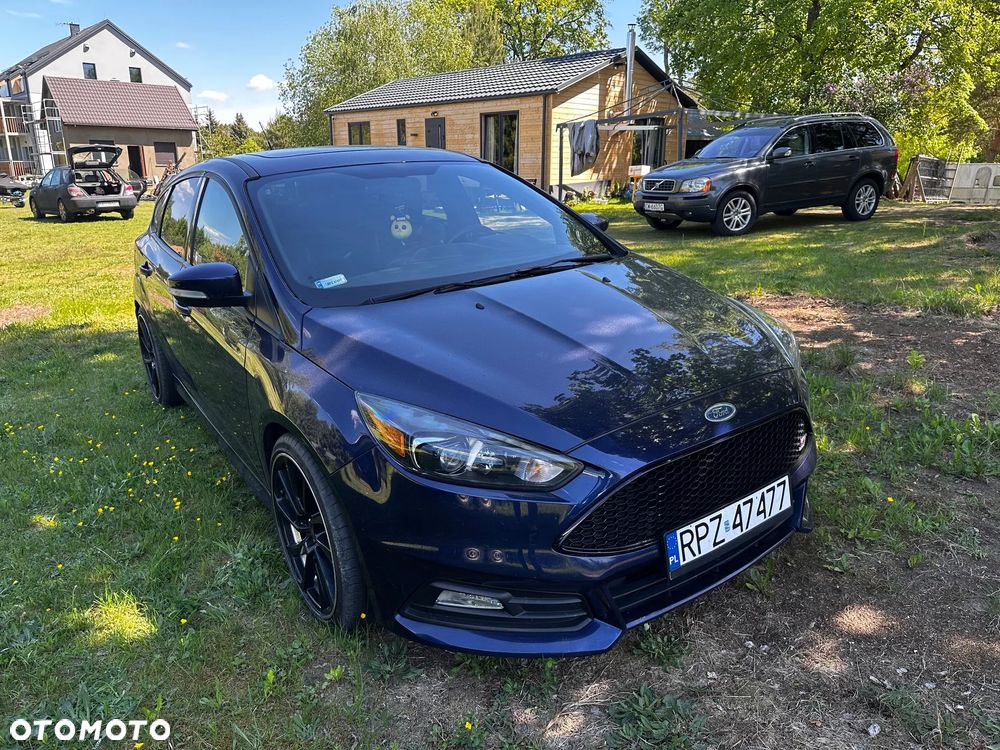 Ford Focus 2.0 EcoBoost ST-2 - 12