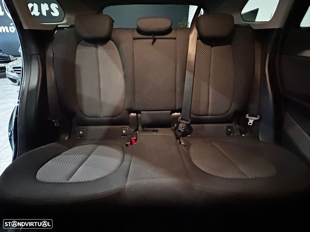 BMW X1 16 d sDrive Advantage - 30