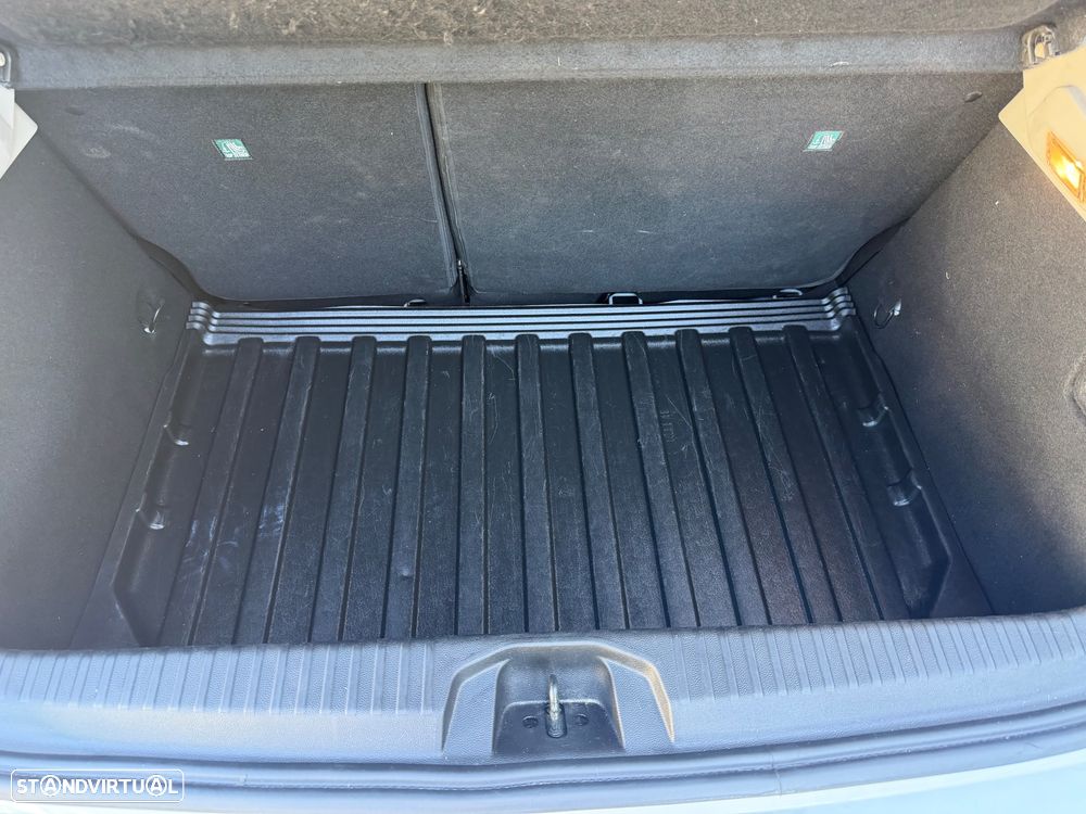 Renault Clio BLUE dCi 85 BUSINESS EDITION - 20