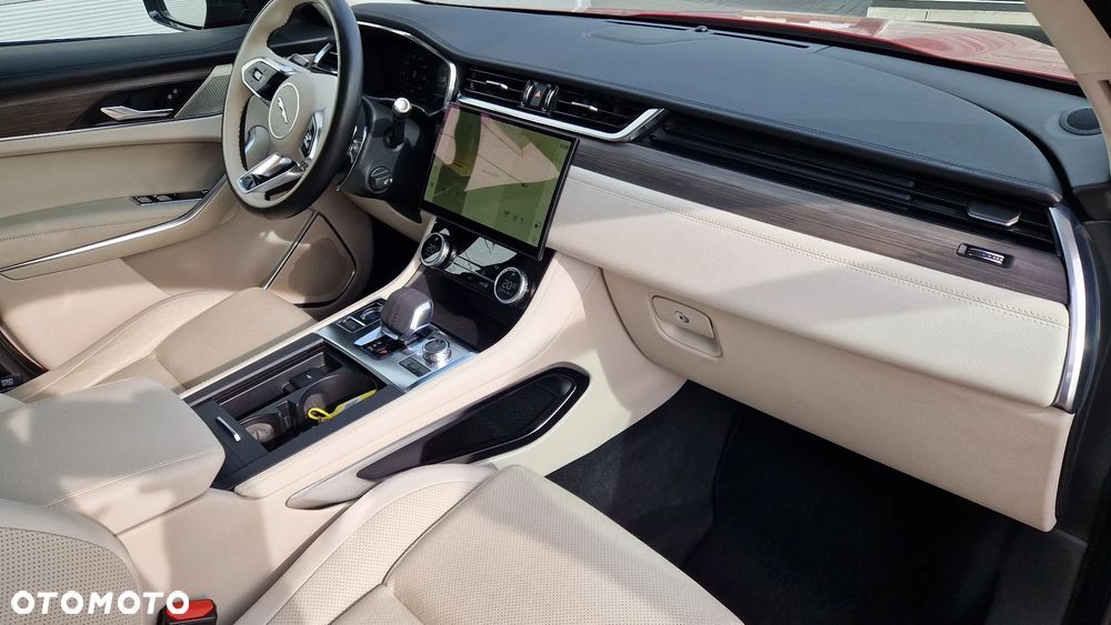 Jaguar F-Pace - 18