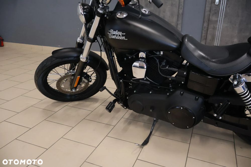 Harley-Davidson Dyna - 13