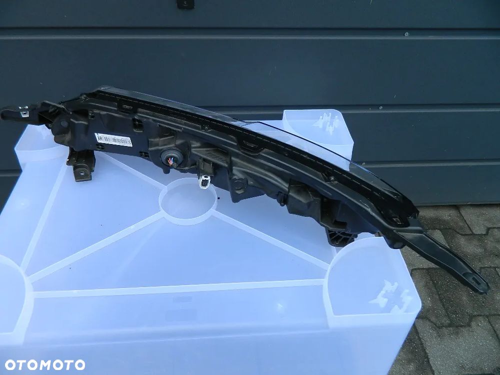 LAMPA PRAWY PRZÓD PRZEDNIA MITSUBISHI ECLIPSE CROSS LIFT EDM92206010 - 4