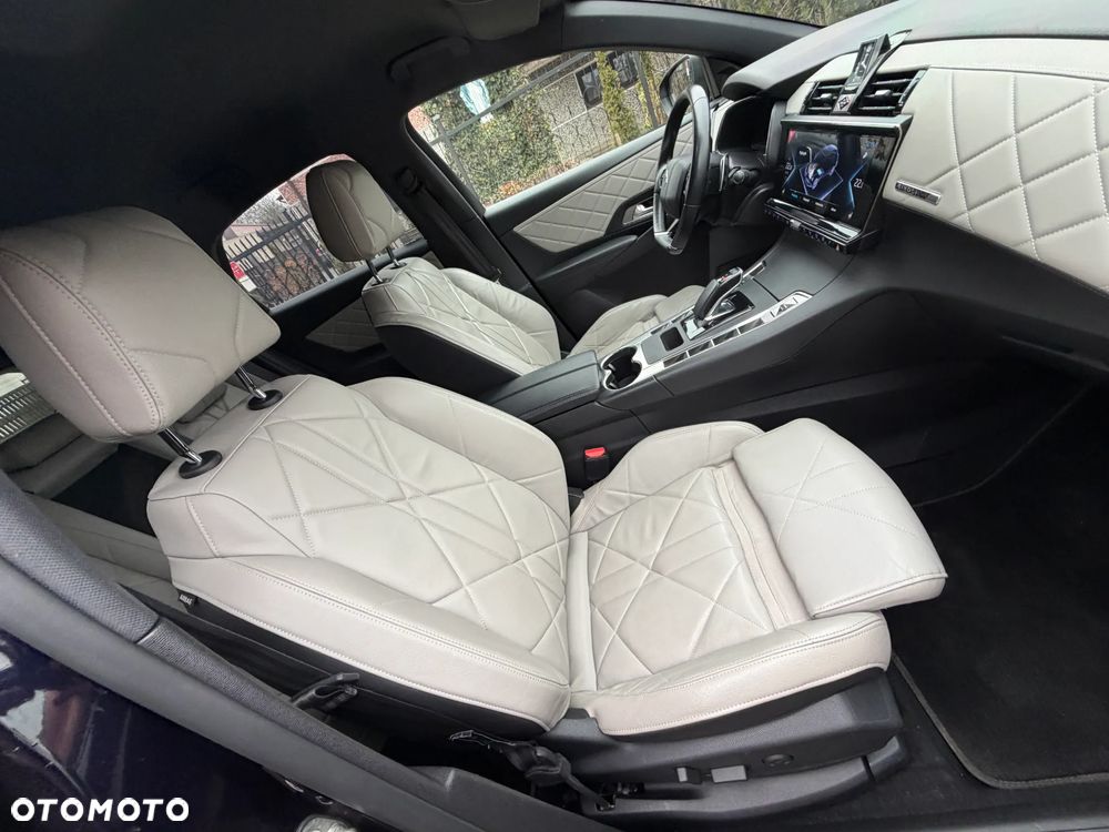 DS Automobiles DS 7 Crossback 1.6 E-Tense Bastille + - 15