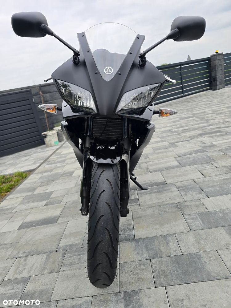 Yamaha YZF - 26