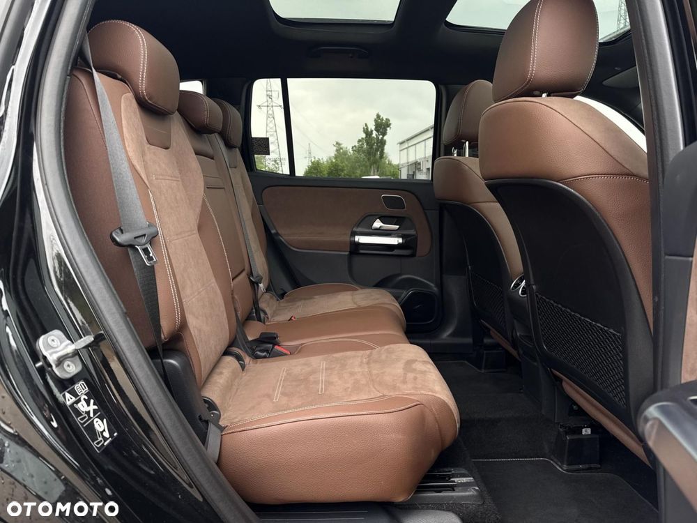 Mercedes-Benz GLB - 20