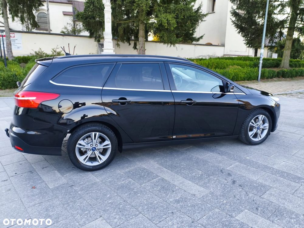 Ford Focus 1.6 TDCi DPF Start-Stopp-System Titanium - 12