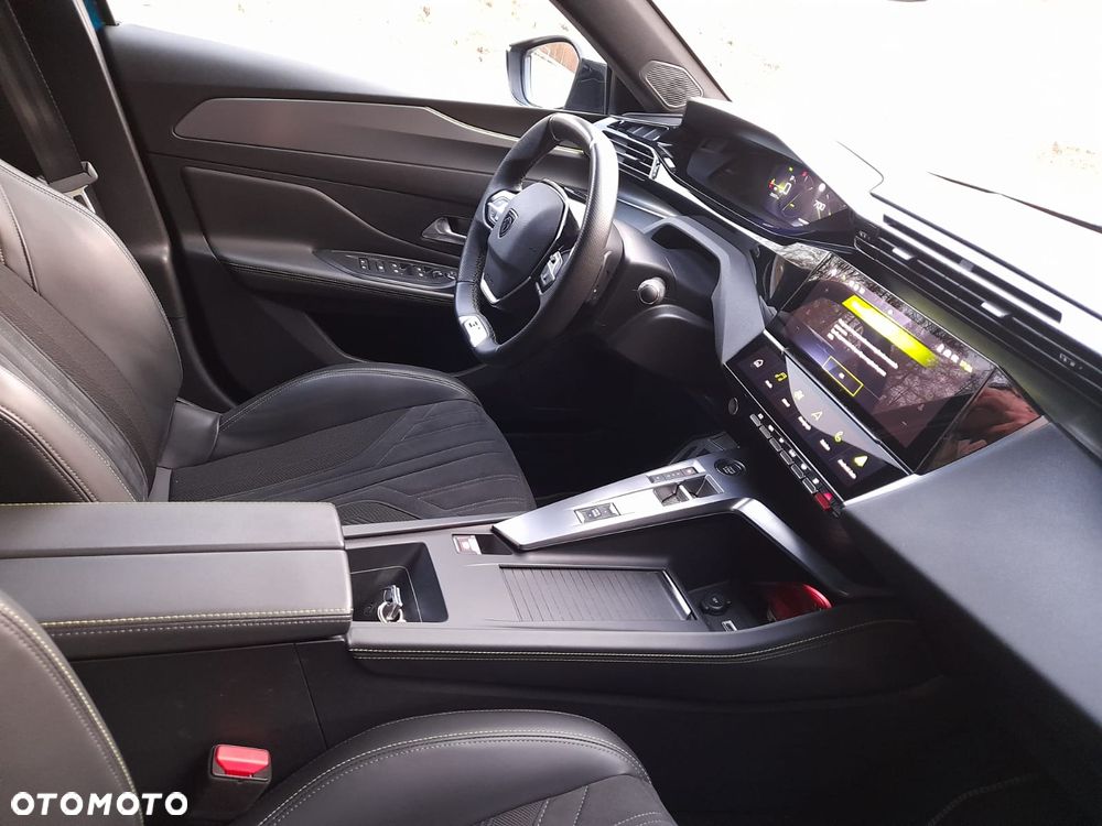 Peugeot 408 1.2 PureTech GT S&S EAT8 - 28