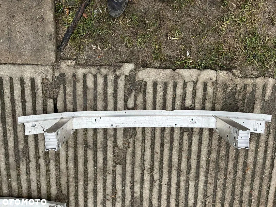 BMW X1 F48 BELKA PRZÓD ORYGINAŁ 8491139 - 2