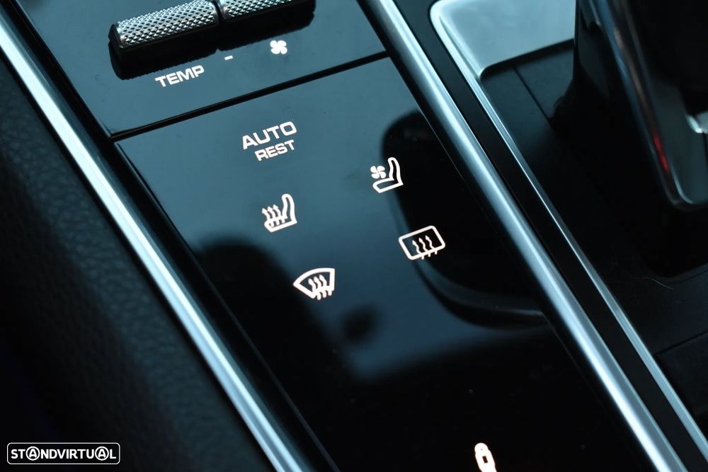 Porsche Panamera Sport Turismo 4 E-Hybrid Platinum Edition - 55