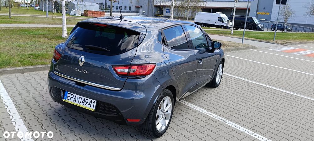Renault Clio 1.2 16V Limited - 9