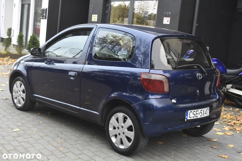 Toyota Yaris 1.0 Terra - 4