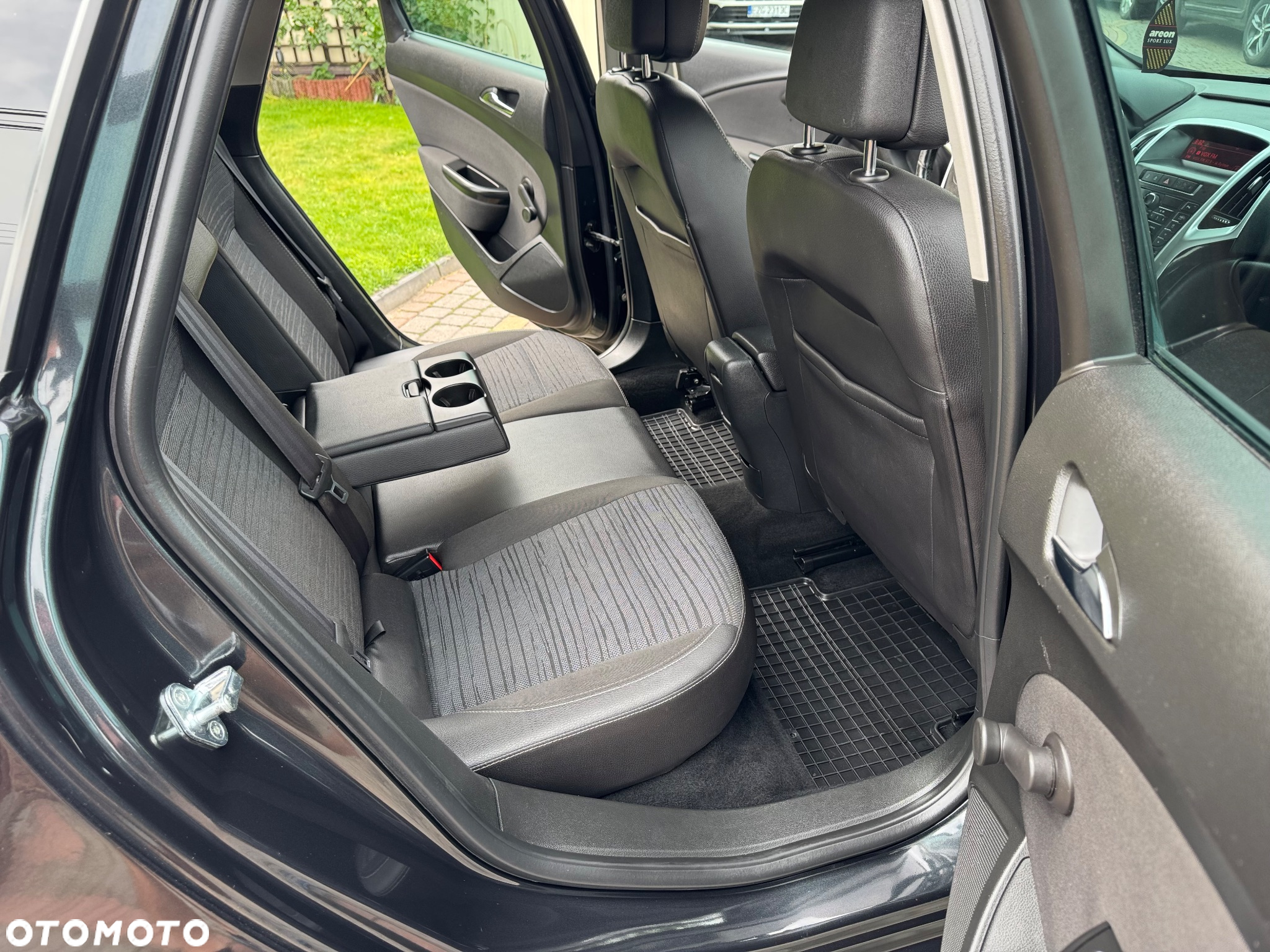 Opel Astra 1.4 Turbo Color Edition - 13