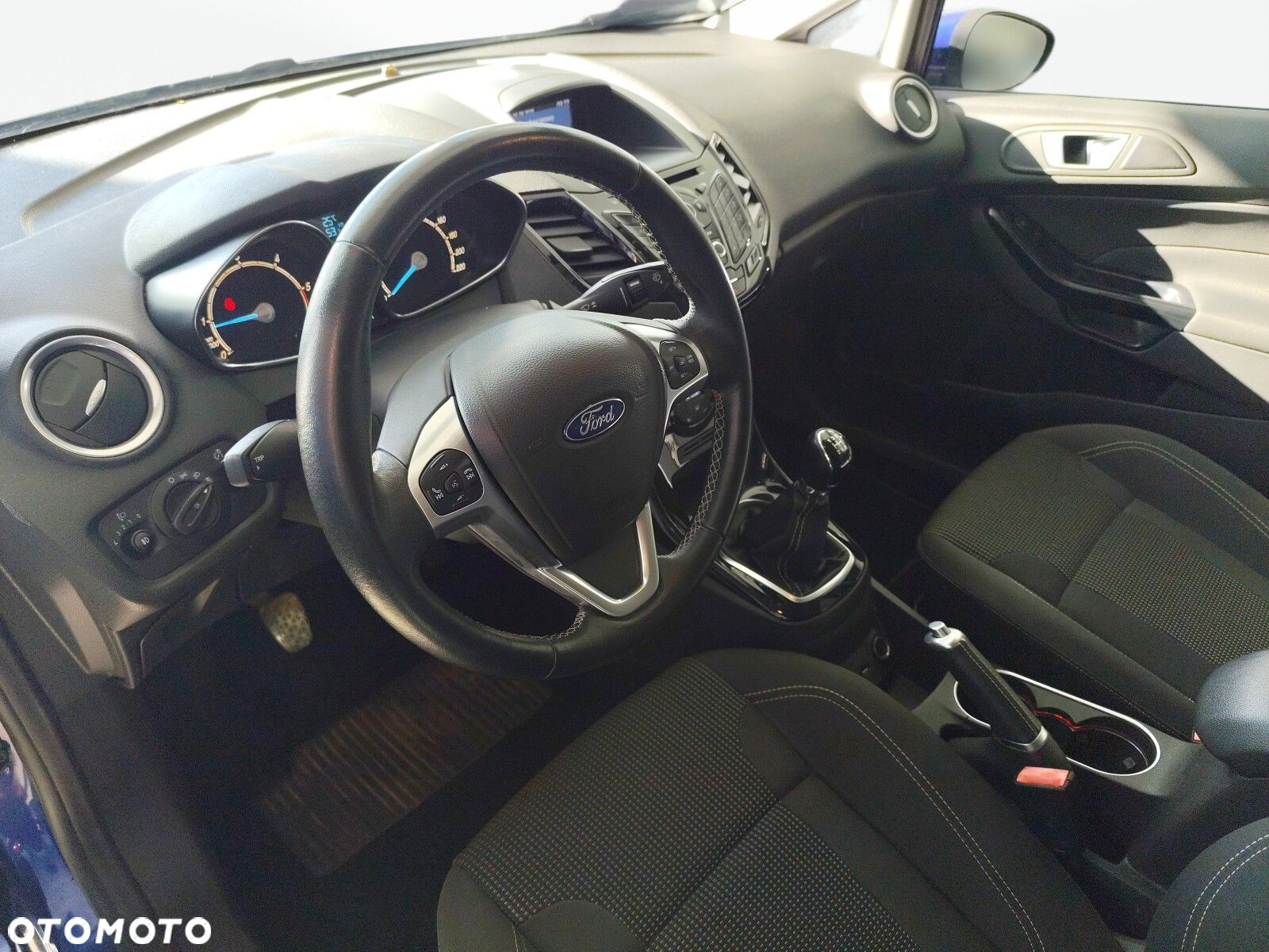 Ford Fiesta - 9