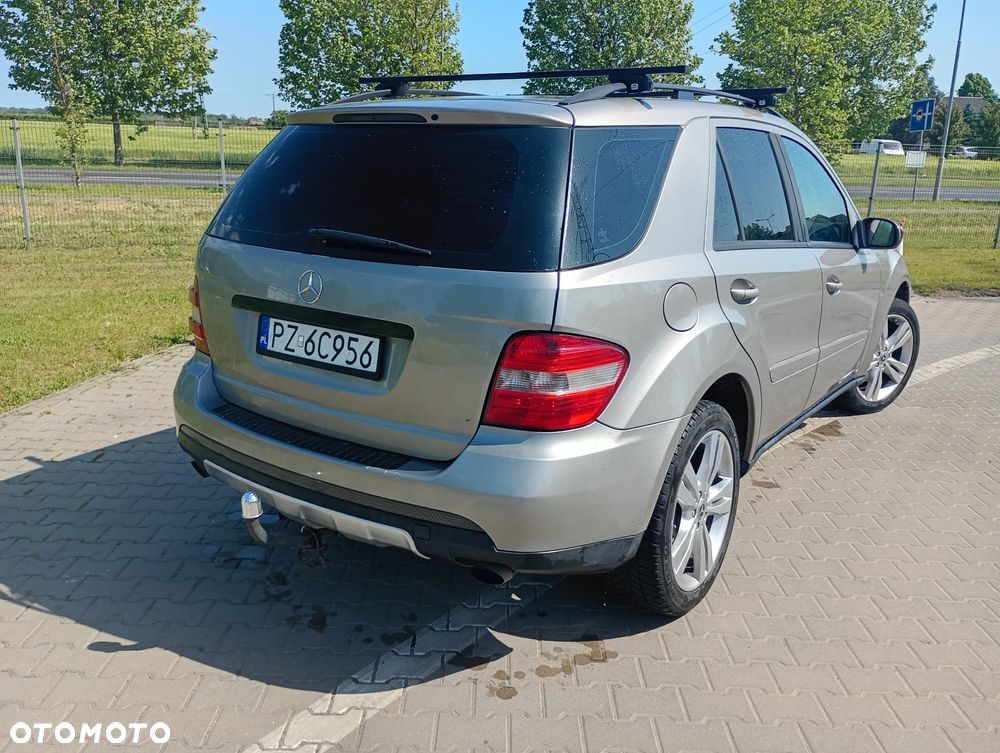 Mercedes-Benz ML - 4