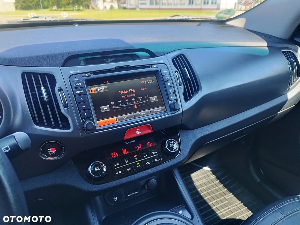 Kia Sportage 2.0 CVVT 4WD Vision - 30