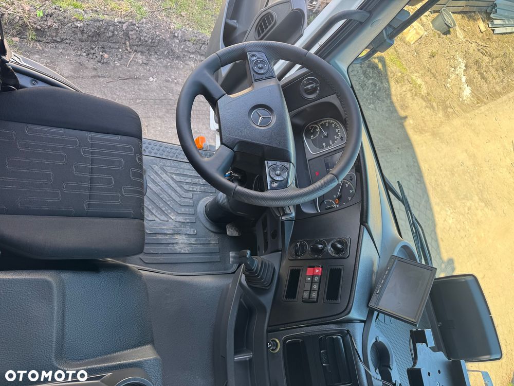 Mercedes-Benz ATEGO 1221 / Kontener 7.50/ Winda/ - 25