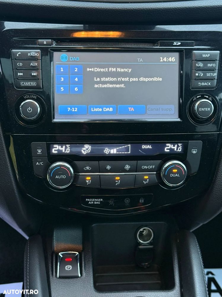 Nissan Qashqai 1.6 DCI N-Connecta - 14