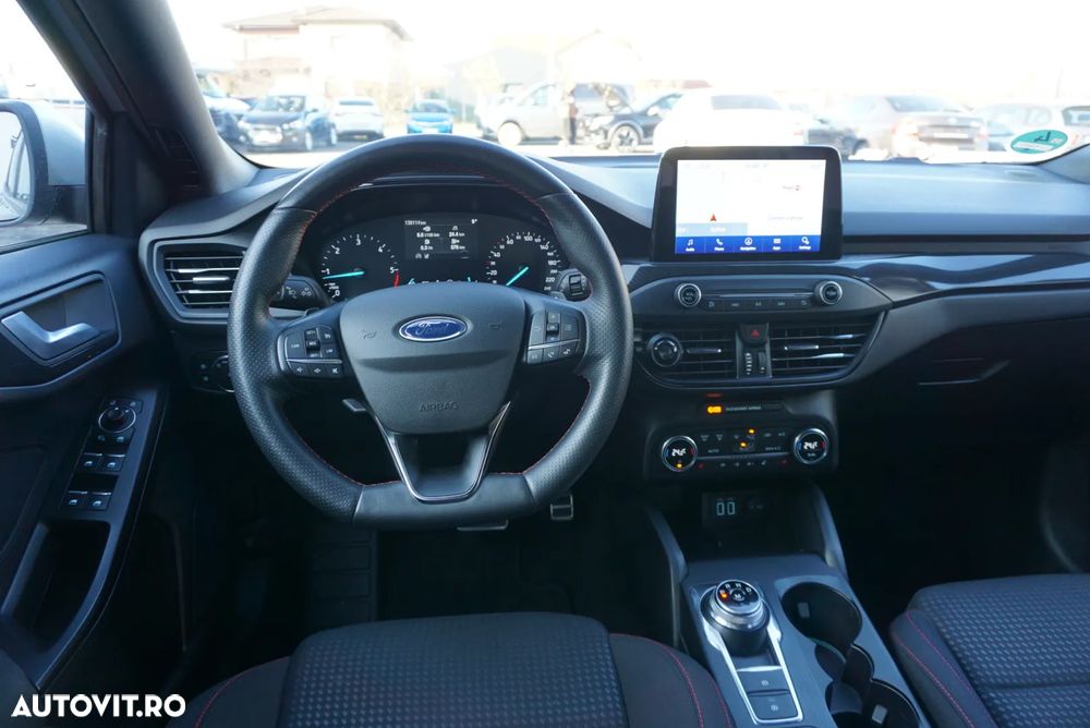 Ford Focus 1.5 EcoBlue Start-Stopp-System Aut. ST-LINE - 20