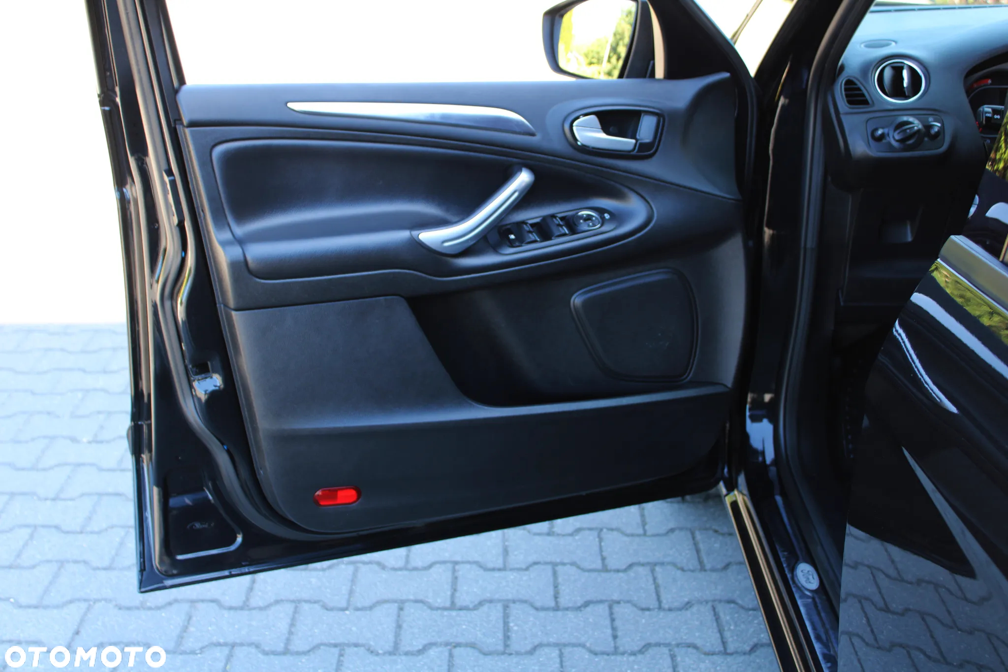 Ford S-Max - 25