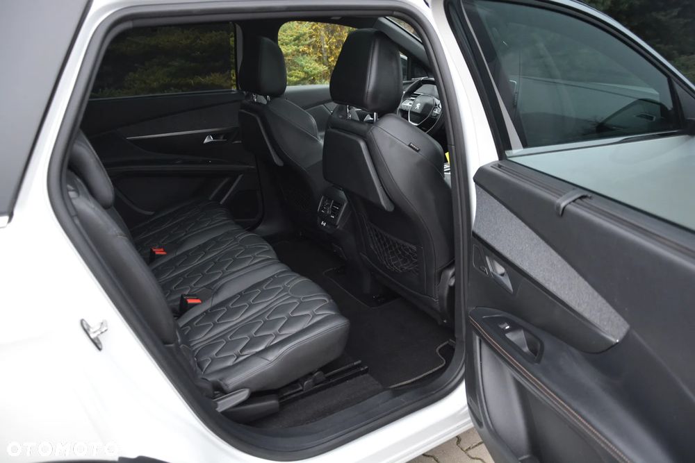 Peugeot 5008 1.6 PureTech GT Line S&S EAT8 - 8