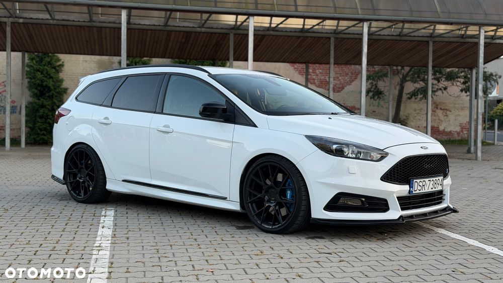 Ford Focus 2.0 EcoBoost ST - 4