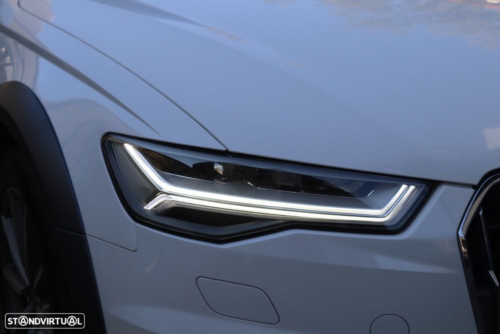 Audi A6 Allroad 3.0 TDi quattro S tronic - 4