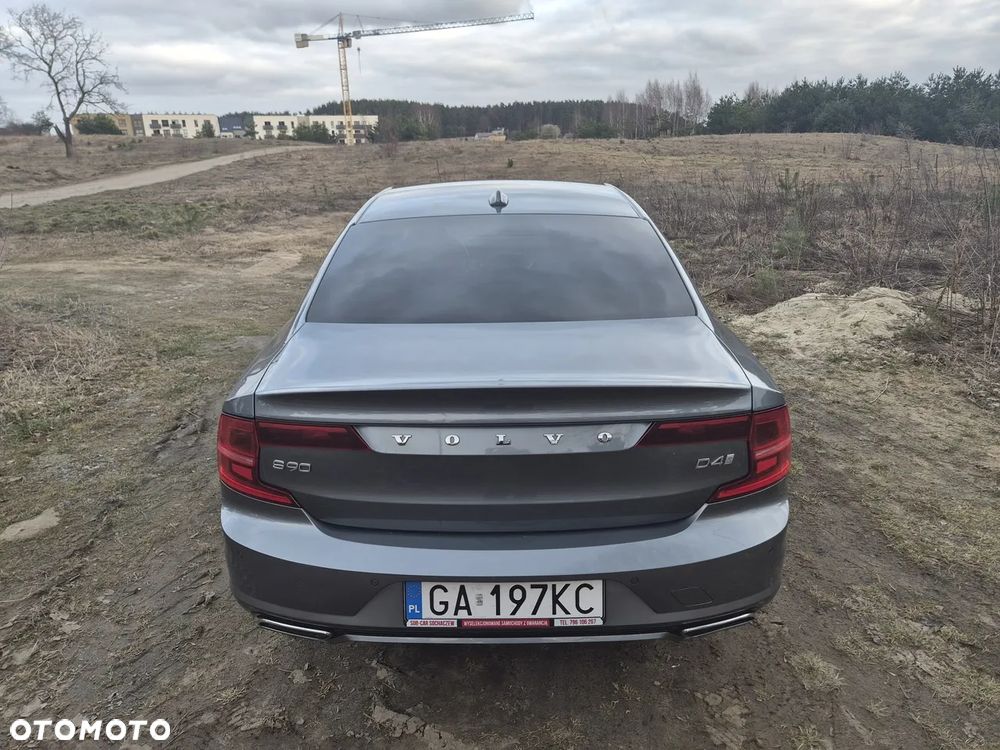 Volvo S90 D4 R-Design - 8