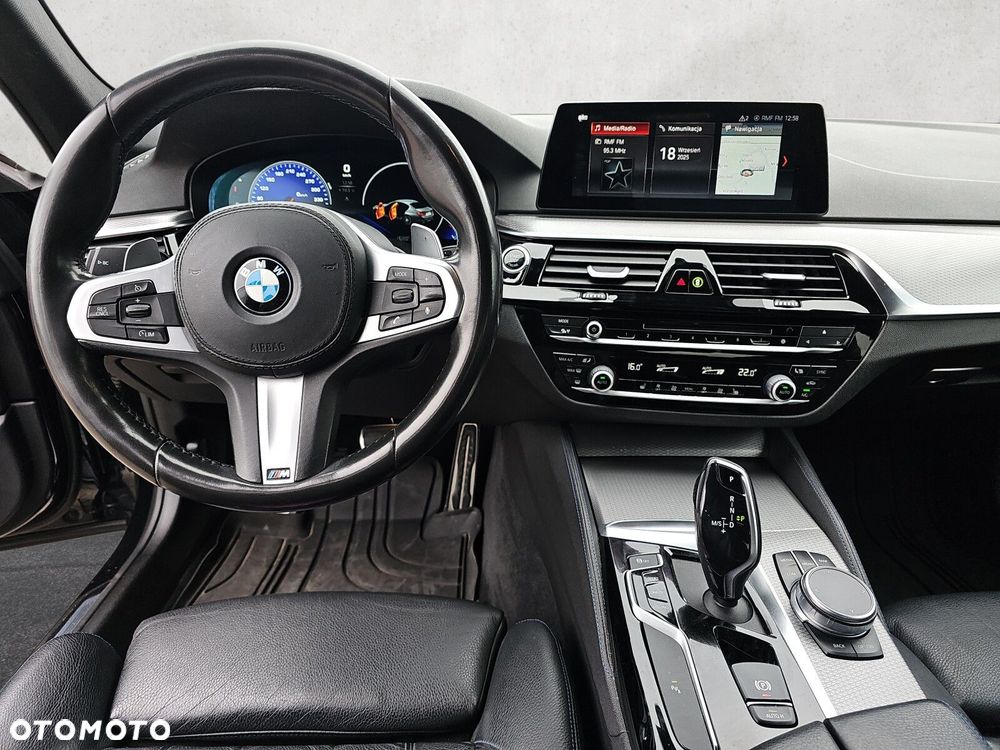 BMW Seria 5 - 25