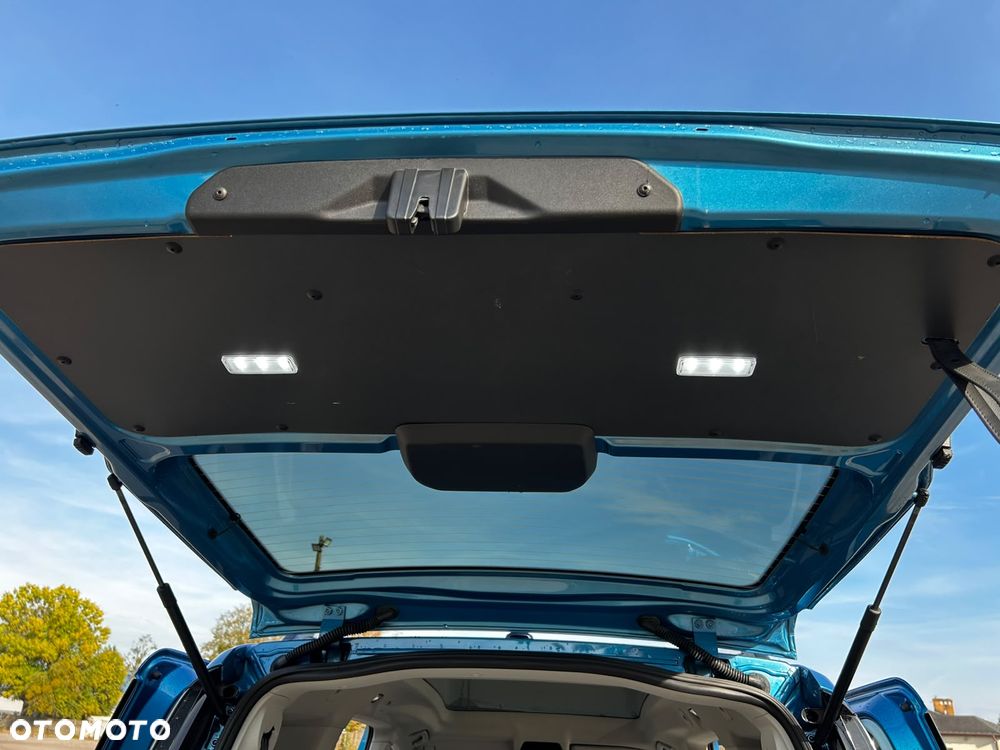 Volkswagen Caddy - 9