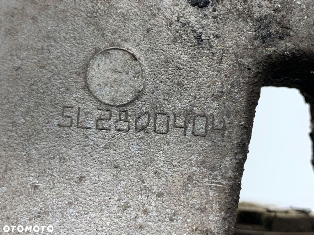 ZACISK LEWY TYŁ  HYUNDAI i30 Kombi (PDE) 2017 - 2022 1.0 T-GDI 88 kW [120 KM] benzyna 2017 - 2022 - 5