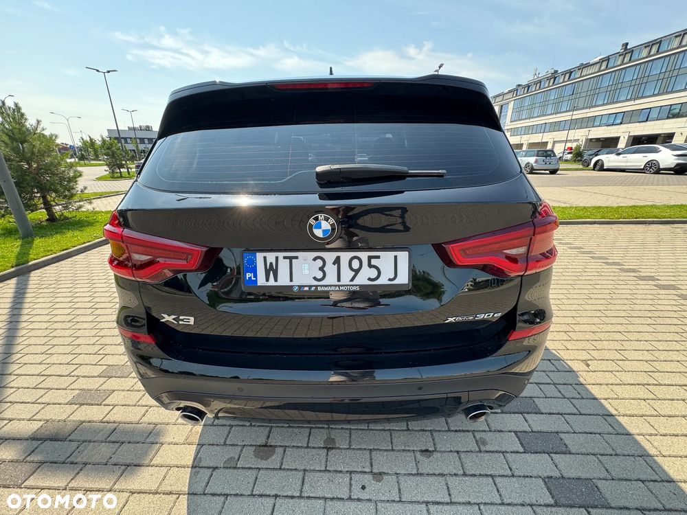 BMW X3 xDrive30e Advantage sport - 4