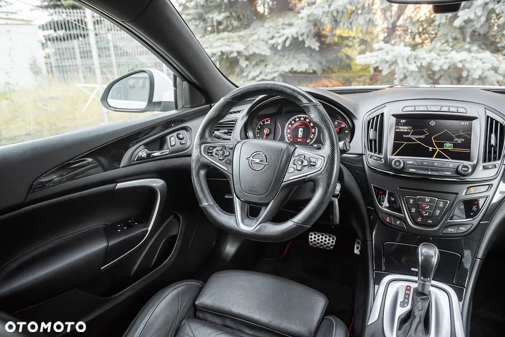 Opel Insignia - 26
