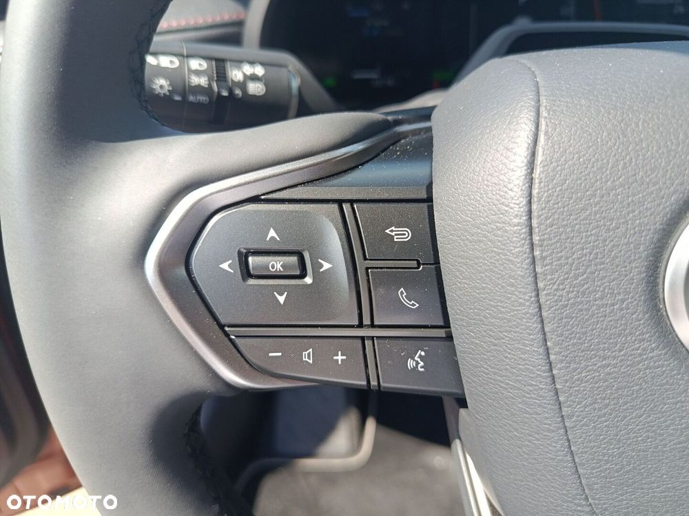 Lexus LBX 1.5 Hybrid Emotion - 24