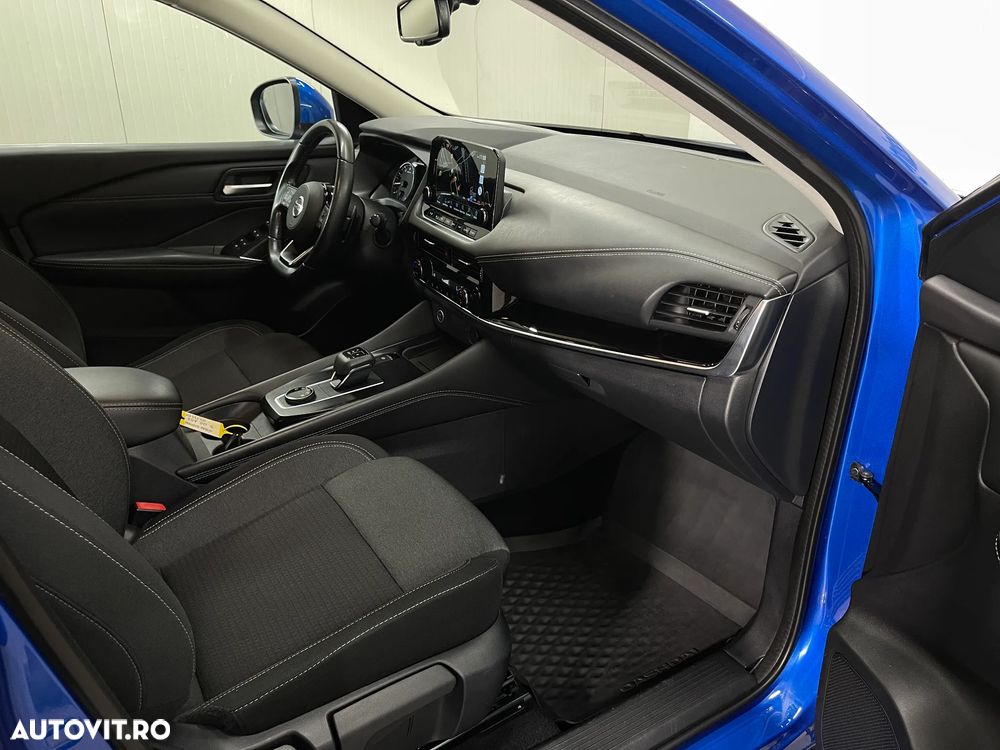 Nissan Qashqai 1.3 DIG-T 4x4 MHEV Xtronic N-Connecta - 10