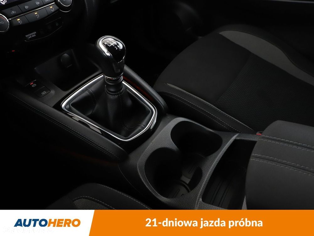 Nissan Qashqai 1.6 DCi Visia - 25