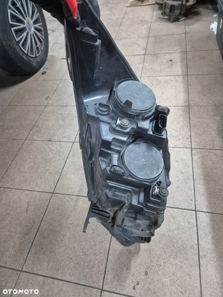 LAMPA PRAWA PRZÓD FORD TRANSIT CUSTOM I  13-17r. - 4