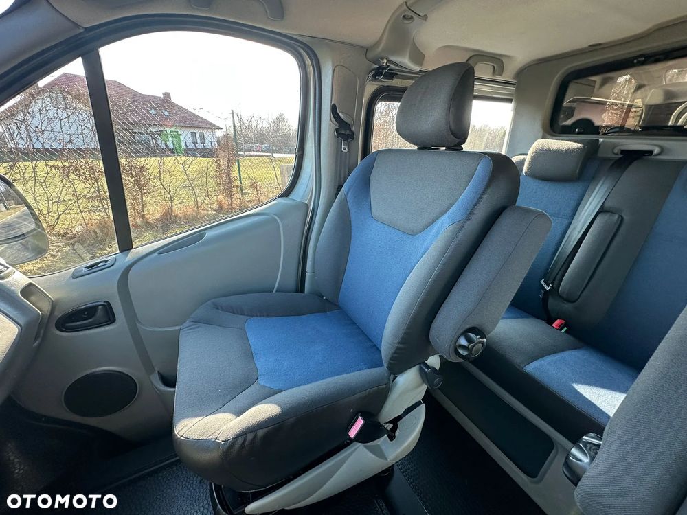 Renault Trafic - 14