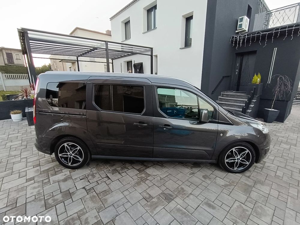 Ford Tourneo Connect Grand - 8