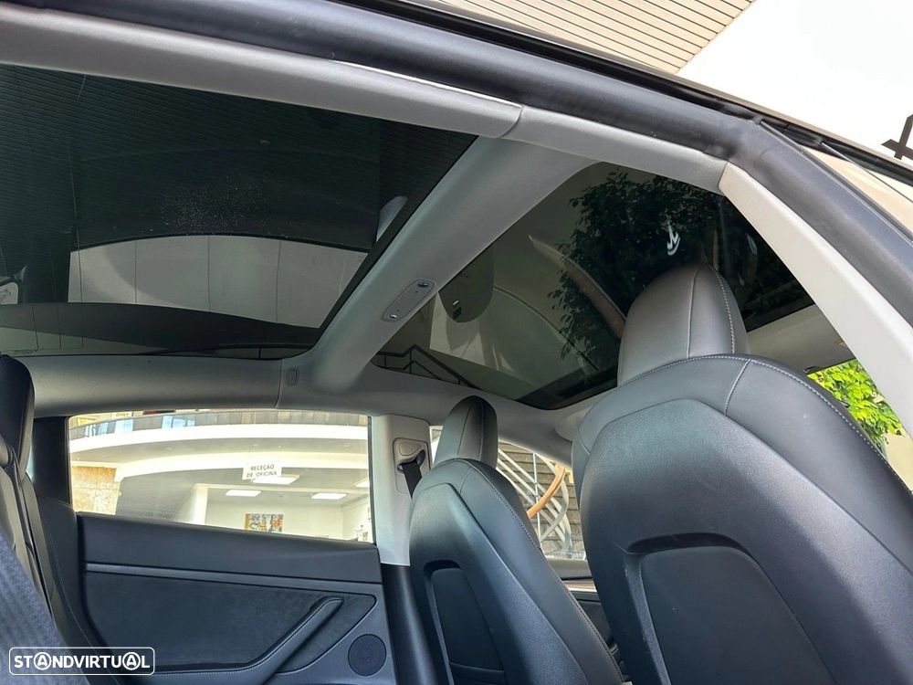 Tesla Model 3 Standard Range Plus RWD - 11